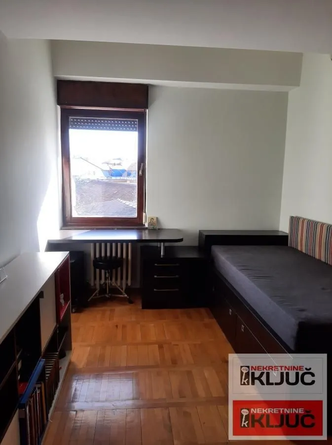 Prodaja, stan, 143m², Centar, Novi Sad