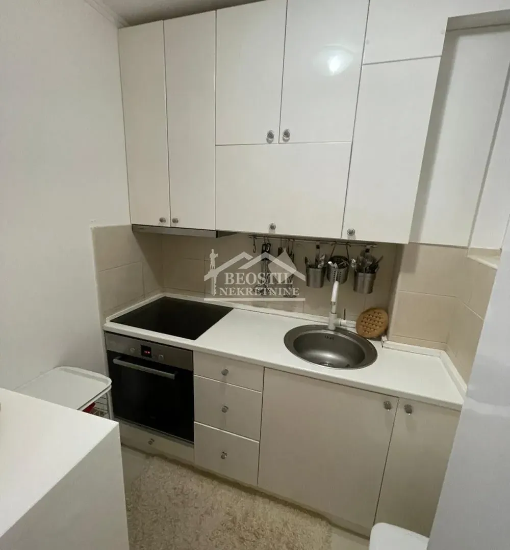 Rent, one bedroom apartment, 41m², Kluz, Zvezdara Sve Podlokacije