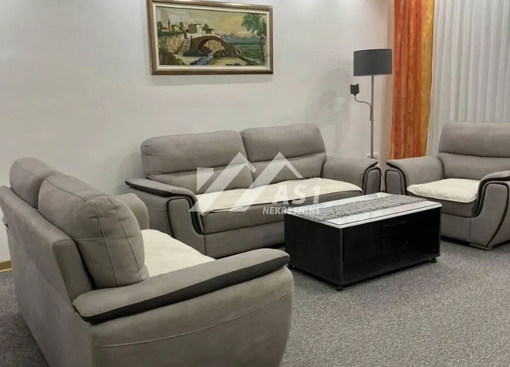 Izdavanje, trosoban stan, 94m², Novi Sad Sve Podlokacije, Novi Sad