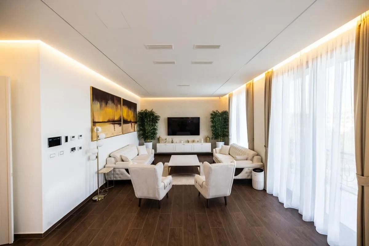 Izdavanje, stan, 131m², Sremska Kamenica, Petrovaradin