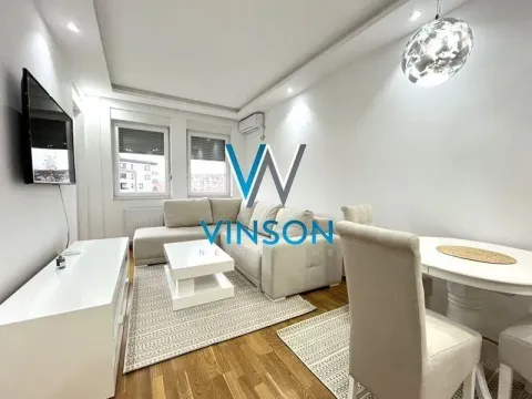 Izdavanje, jednosoban stan, 42m², Socijalno, Novi Sad Sve Podlokacije - image 1