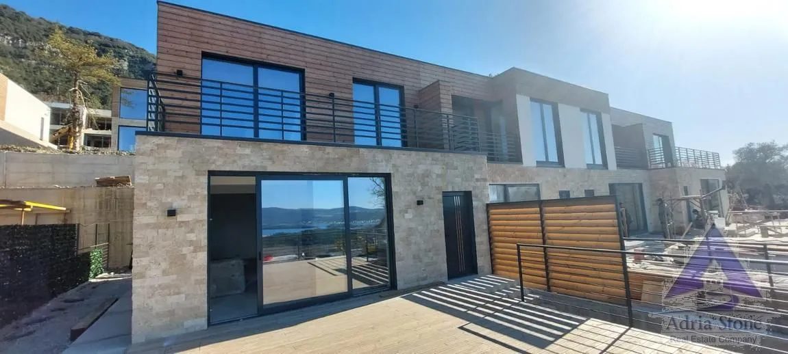 Sale, house, 176m², Kavač, Kotor