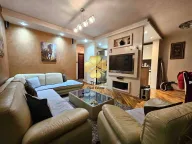 Izdavanje, dvosoban stan, 87m², City Kvart, Podgorica - image 1