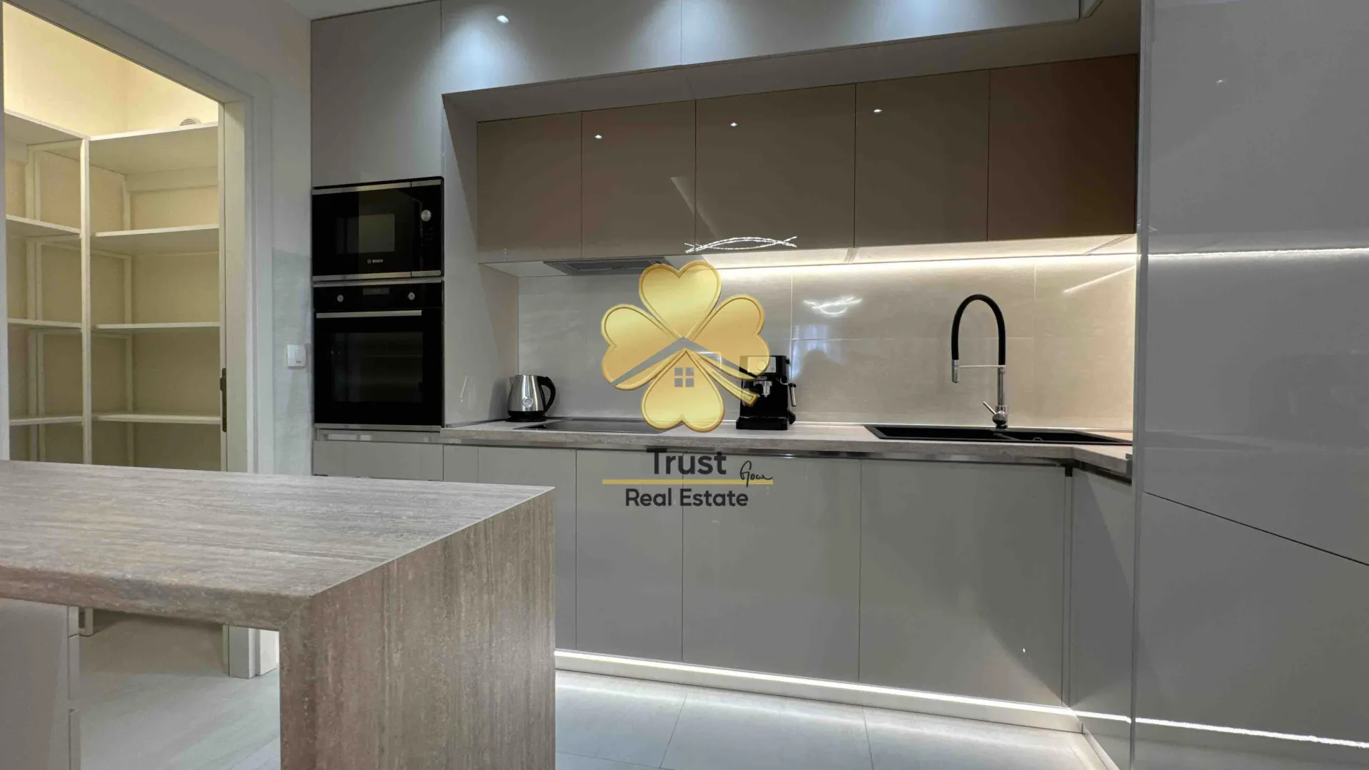 Rent, one bedroom apartment, 54m², Central Point, Podgorica