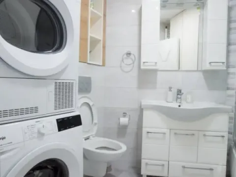 Izdavanje, trosoban stan, 65m², Grbavica, Novi Sad Sve Podlokacije - image 27