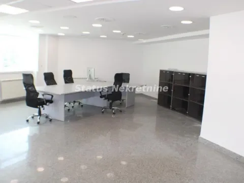 Izdavanje, poslovni prostor, 90m², Sajmište, Novi Sad - image 21
