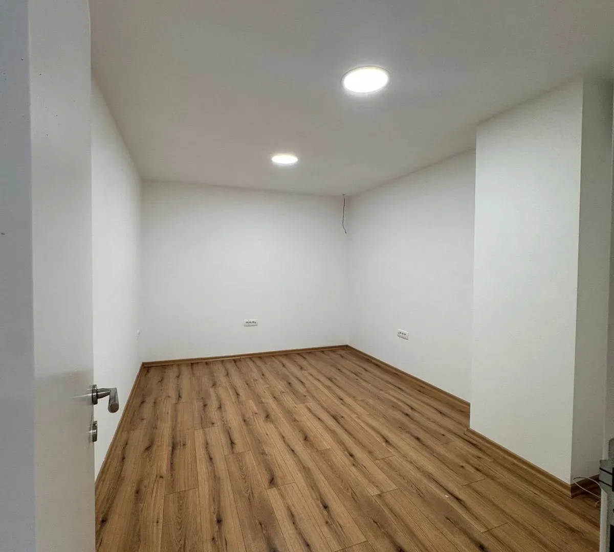 Rent, four bedroom apartment, 200m², Bečići, Budva