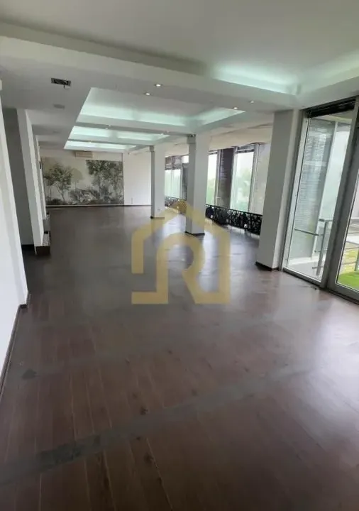 Rent, office space, 170m², Trošarina, Voždovac Sve Podlokacije