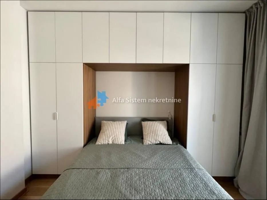 Sale, two bedroom apartment, 48m², Južni Bulevar, Vračar Sve Podlokacije