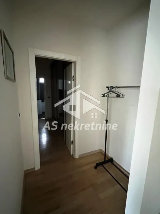 Rent, three bedroom apartment, 81m², Lekino Brdo, Voždovac Sve Podlokacije