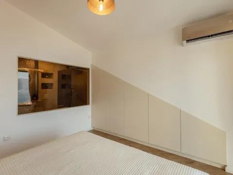 Izdavanje, trosoban stan, 149m², Donja Lastva, Tivat - image 20