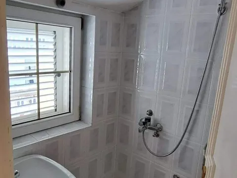 Rent, two bedroom apartment, 80m², Budva, Crna Gora - image 3