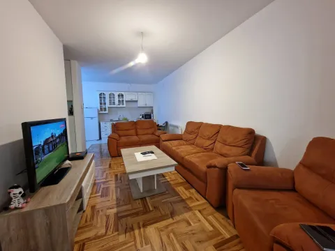 Sale, one bedroom apartment, 49m², Bečići, Budva - image 5