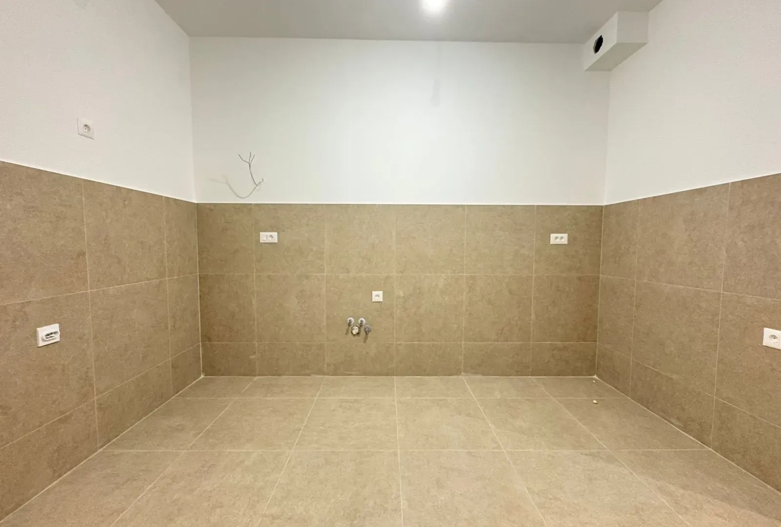Rent, three bedroom apartment, 82m², Vezirov Most, Podgorica