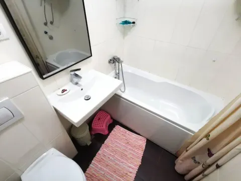 Izdavanje, stan, 105m², Blok 5, Podgorica - image 21