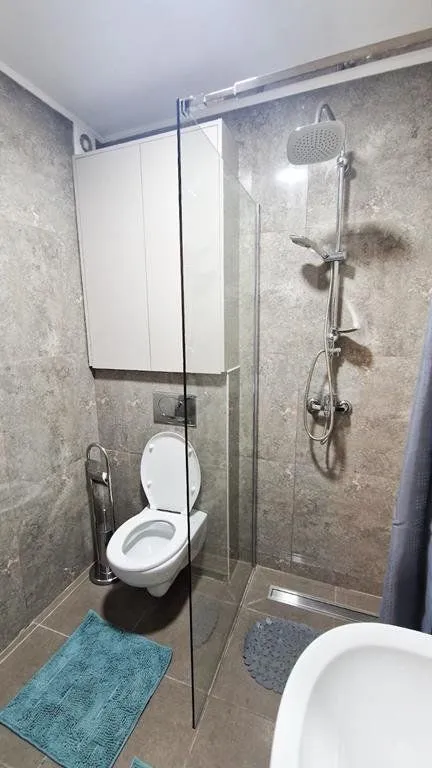 Izdavanje, jednosoban stan, 47m², Podgorica, Crna Gora