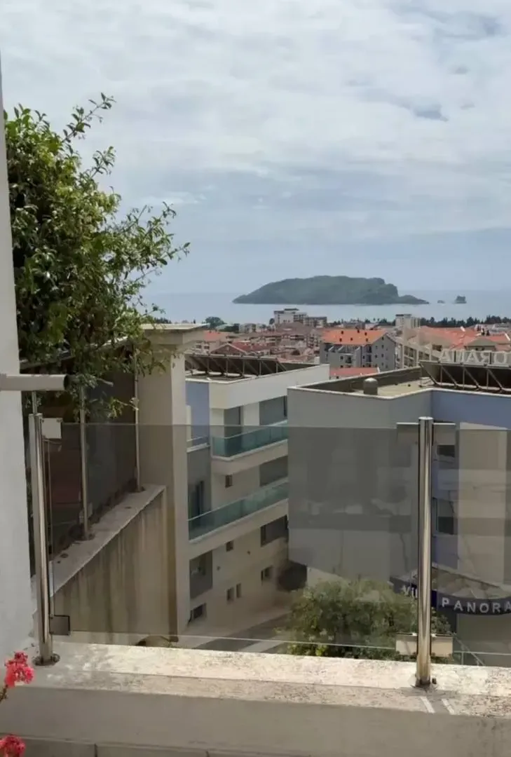 Sale, one bedroom apartment, 68m², Lazi, Budva