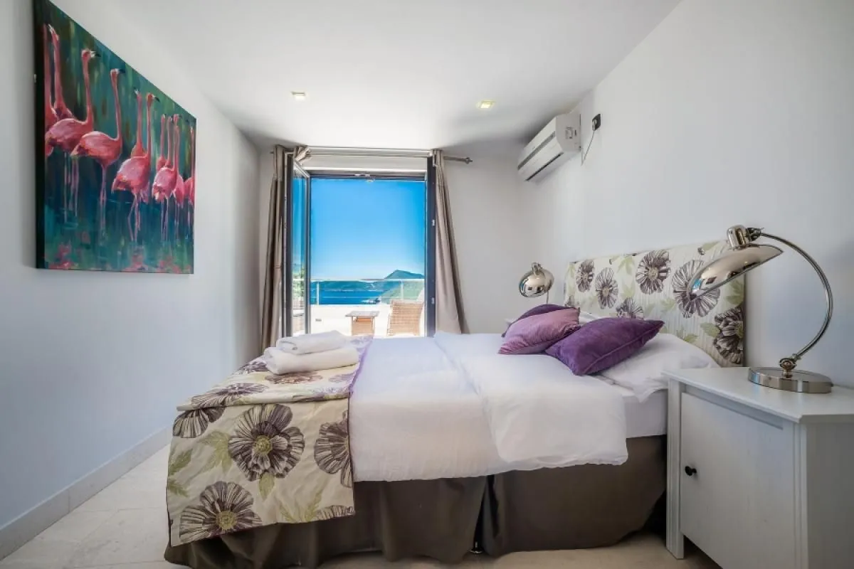 Prodaja, kuća, 240m², Žanjice, Herceg Novi