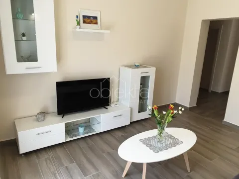 Izdavanje, stan, 55m², Tivat, Crna Gora - image 4