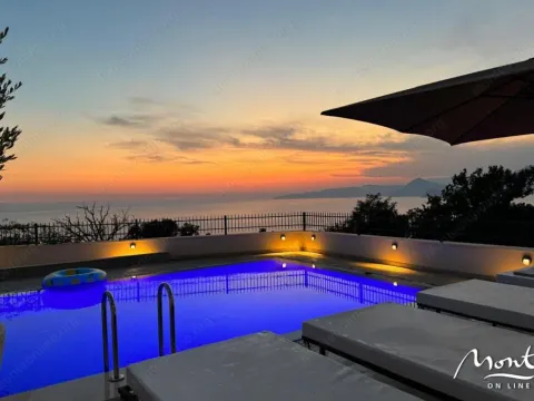 Sale, house, 650m², Reževići, Budva - image 2