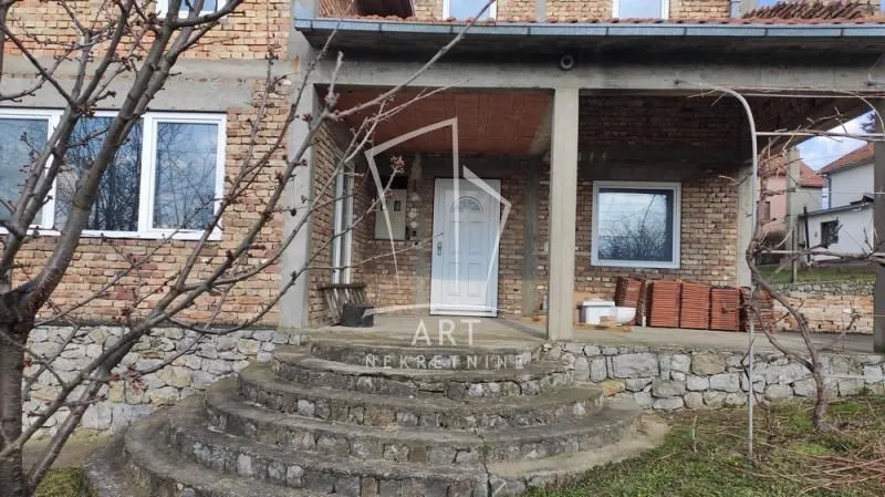Sale, house, 170m², Voždovac Sve Podlokacije, Beograd