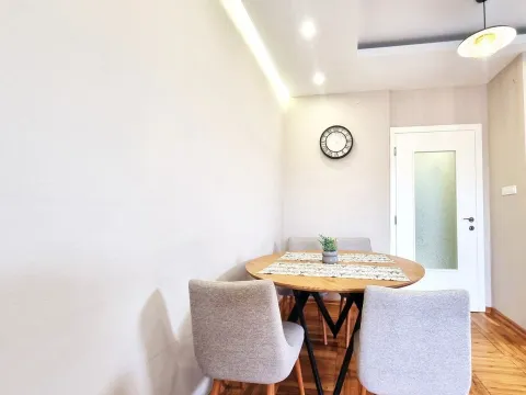 Izdavanje, stan, 78m², Drac, Podgorica - image 6