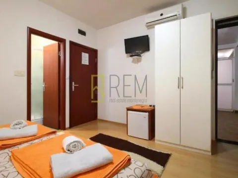 Prodaja, kuća, 398m², Budva, Crna Gora - image 16