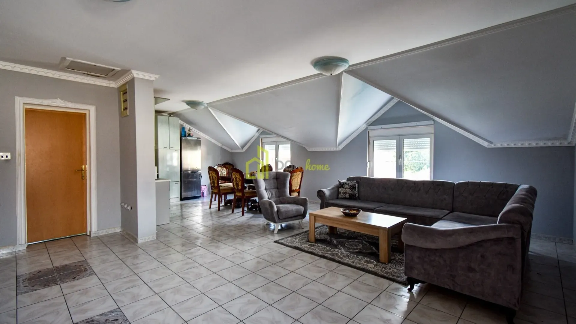Sale, house, 303m², Konik, Podgorica