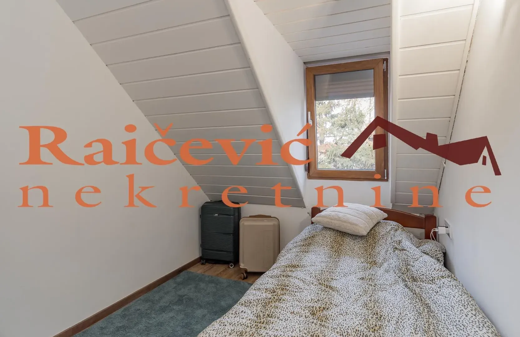Izdavanje, kuća, 110m², Savski Venac, Beograd