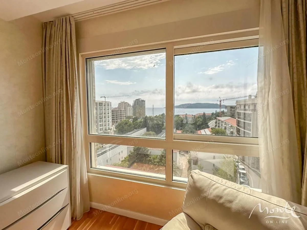 Sale, three bedroom apartment, 115m², Bečići, Budva