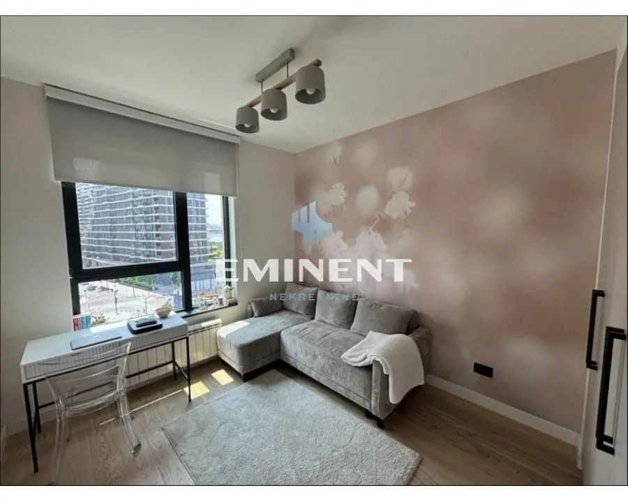 Rent, three bedroom apartment, 80m², Savski Venac, Beograd
