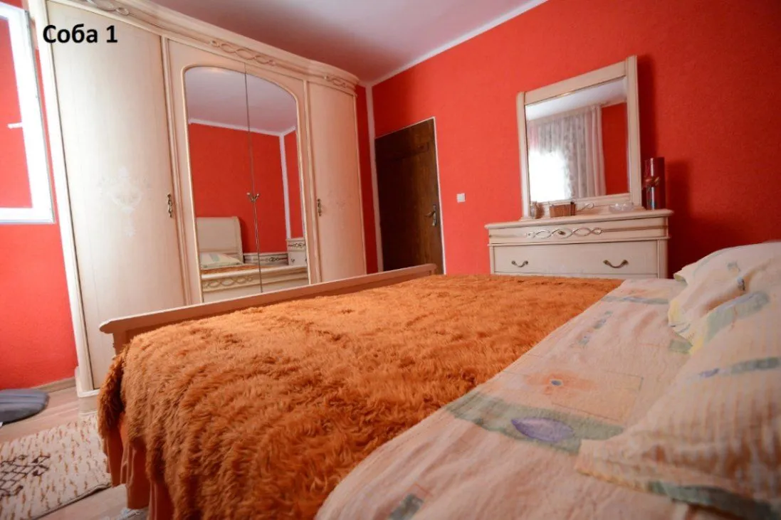 Prodaja, kuća, 300m², Utjeha, Bar