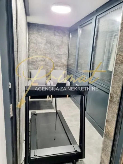 Izdavanje, dvosoban stan, 60m², Čukarica, Beograd