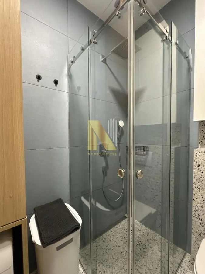 Izdavanje, jednosoban stan, 35m², Grbavica, Novi Sad Sve Podlokacije