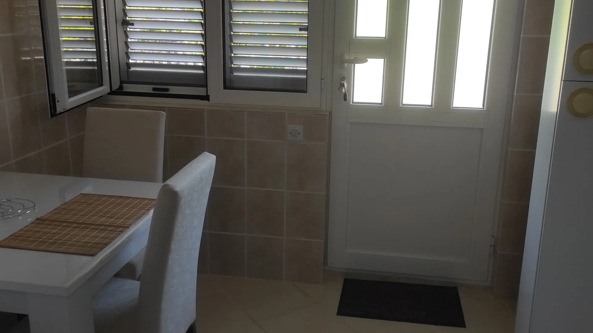 Izdavanje, jednosoban stan, 30m², Luštica, Herceg Novi