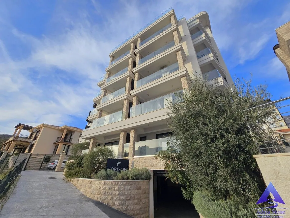 Prodaja, dvosoban stan, 63m², Bečići, Budva