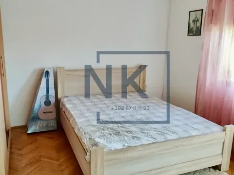 Izdavanje, trosoban stan, 130m², Tološi, Podgorica - image 6