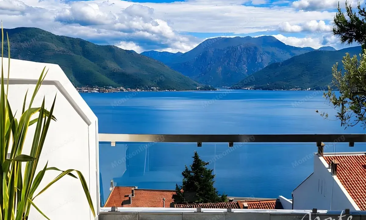 Prodaja, jednosoban stan, 33m², Krašići, Tivat