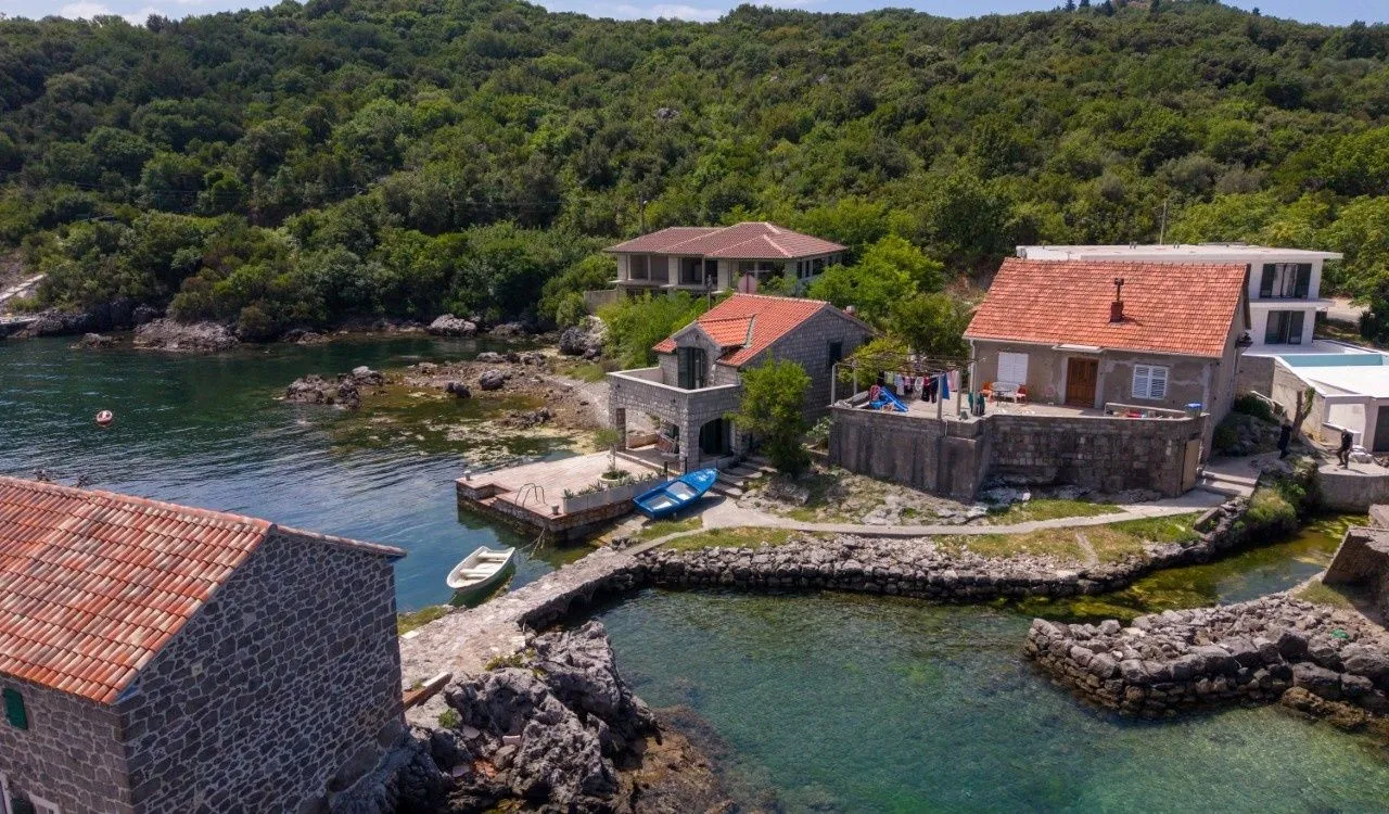 Prodaja, kuća, 121m², Tivat, Crna Gora