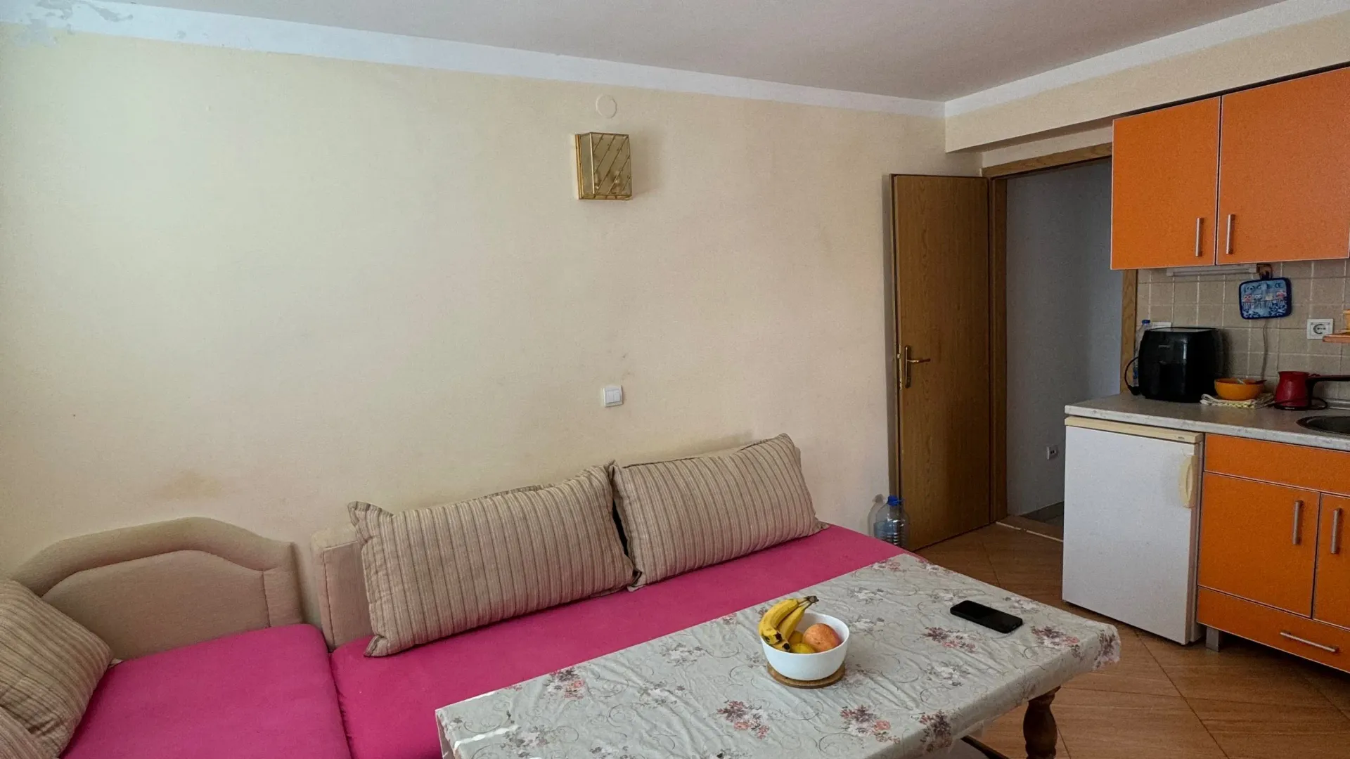 Sale, three bedroom apartment, 84m², Petrovac, Budva