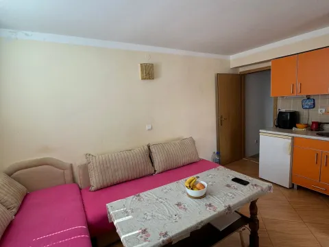 Prodaja, trosoban stan, 84m², Petrovac, Budva - image 2