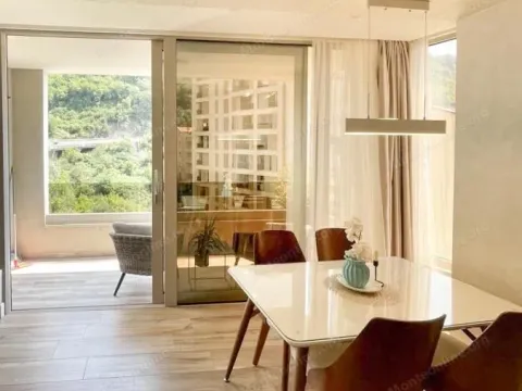 Prodaja, jednosoban stan, 55m², Rafailovići, Budva - image 3