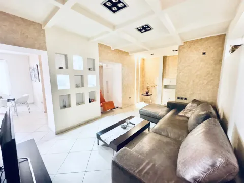Rent, two bedroom apartment, 60m², Botanička Bašta, Palilula Sve Podlokacije