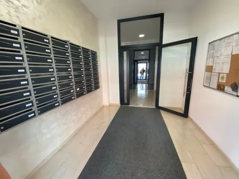 Izdavanje, stan, 77m², Master Kvart, Podgorica - image 11