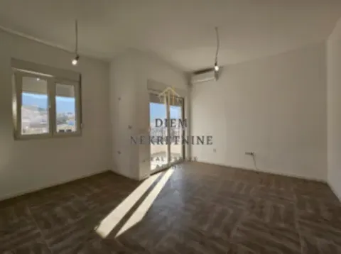 Rent, one bedroom apartment, 43m², Ilino, Bar