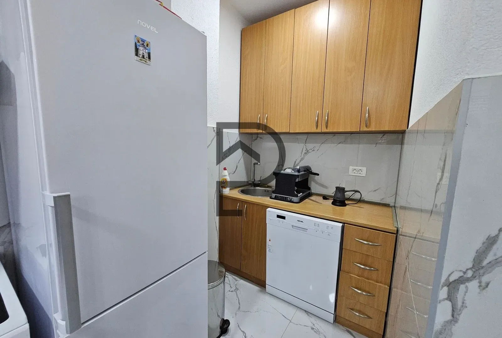 Izdavanje, dvosoban stan, 91m², Gornja Gorica, Podgorica
