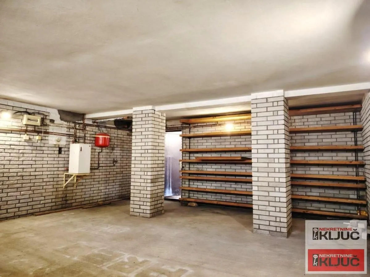 Rent, house, 120m², Centar, Novi Sad