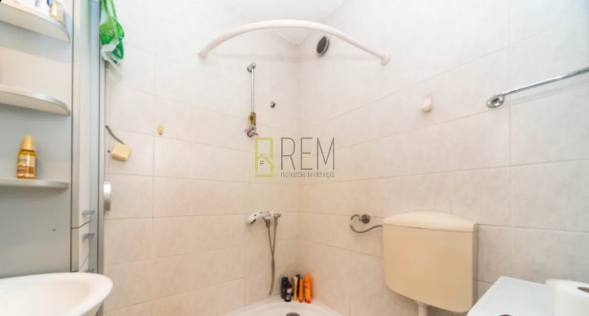 Prodaja, jednosoban stan, 42m², Zagorič, Podgorica