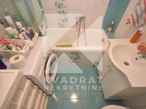 Prodaja, dvosoban stan, 80m², Pejton, Podgorica - image 13