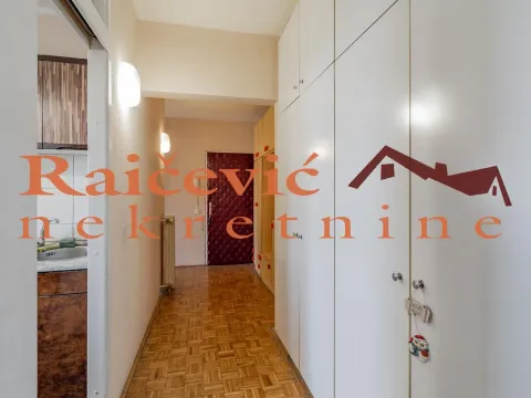 Sale, two bedroom apartment, 67m², Novi Beograd Blok 61, Novi Beograd Sve Podlokacije - image 7